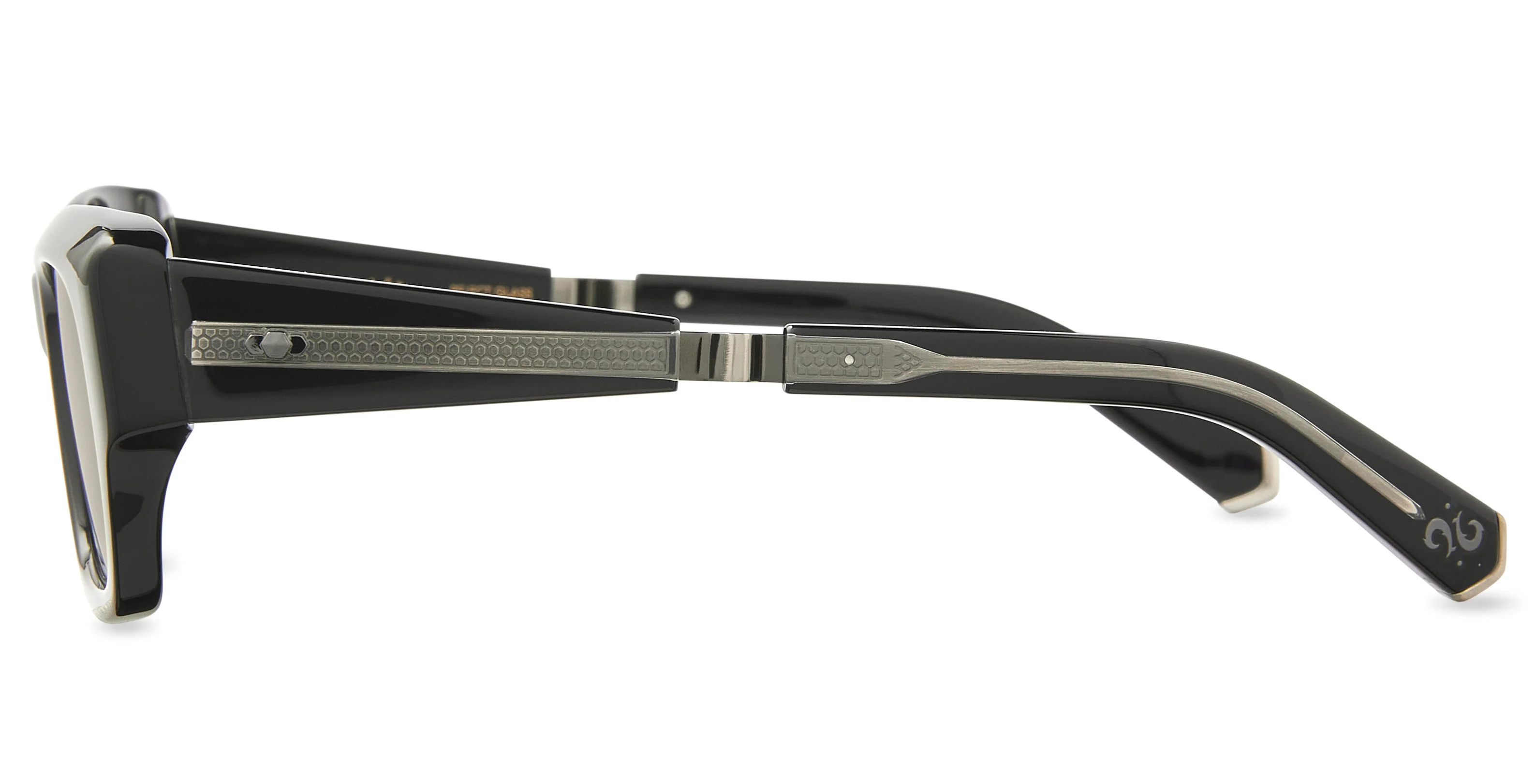 MAVERICK S - Image 25